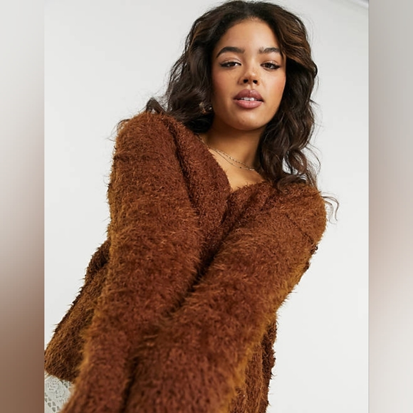 Free People V-neck pullover - Picture 3 of 9